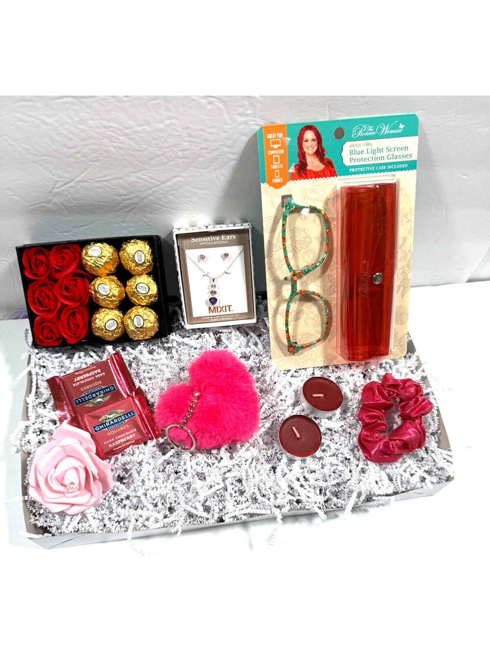 Valentines Day Gift Box for Mom with Flowers